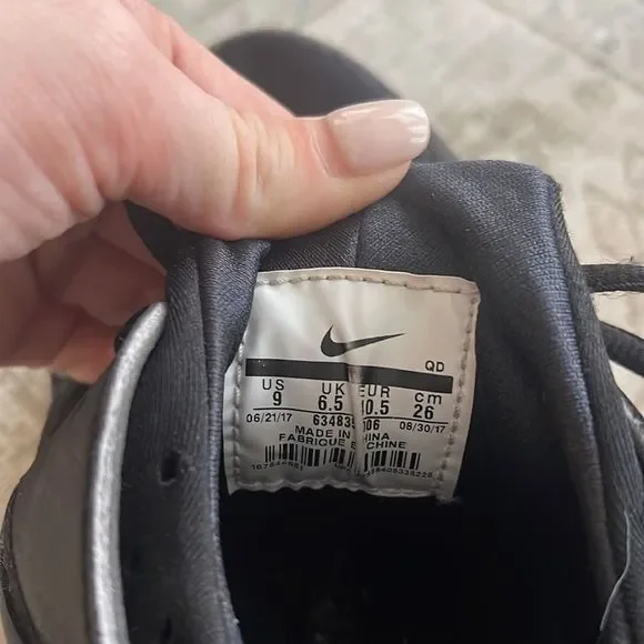 Nike Air Huarache  - Picture 7 of 10